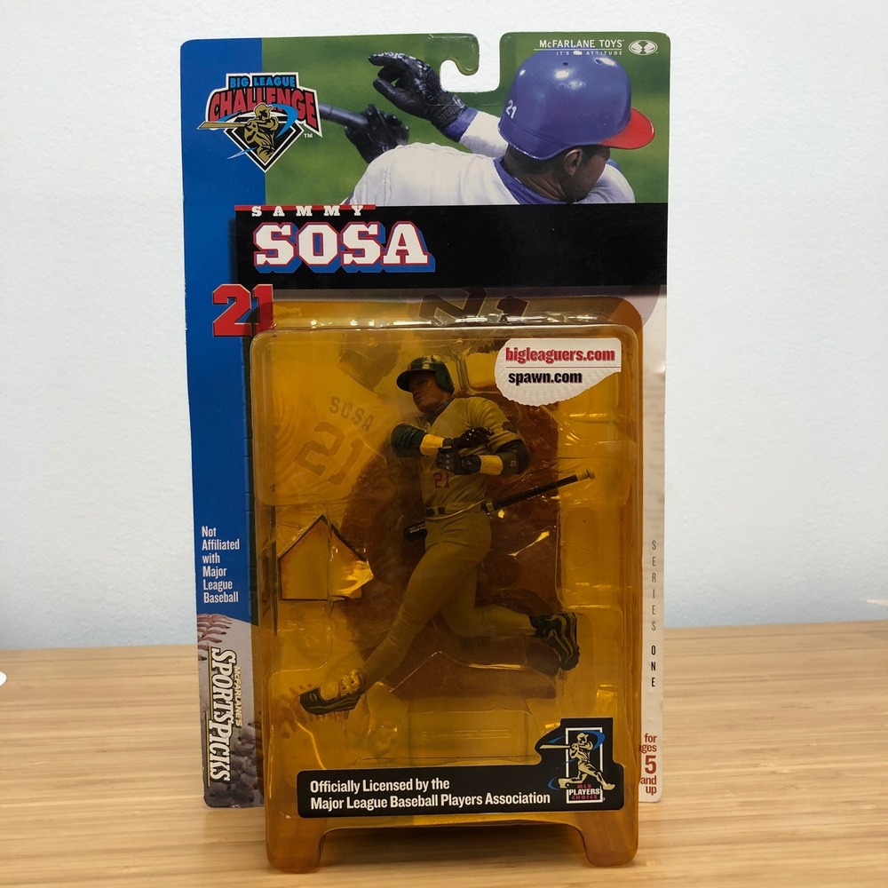 McFarlane Toys Sammy Sosa Action Figure 6in Fans White Big League Series 1